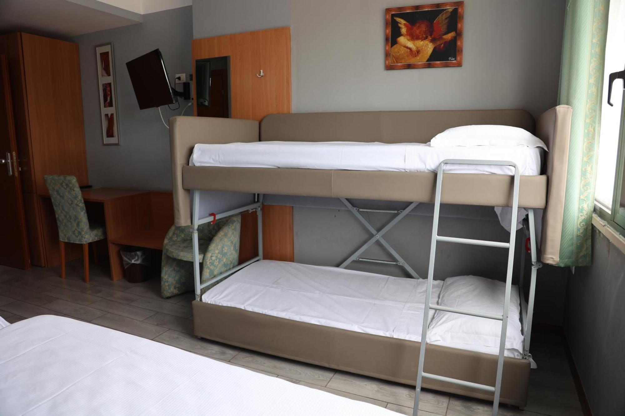 Hotel Garda Affi Esterno foto