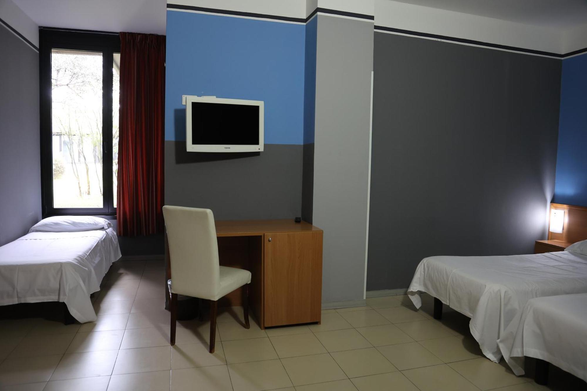 Hotel Garda Affi Esterno foto