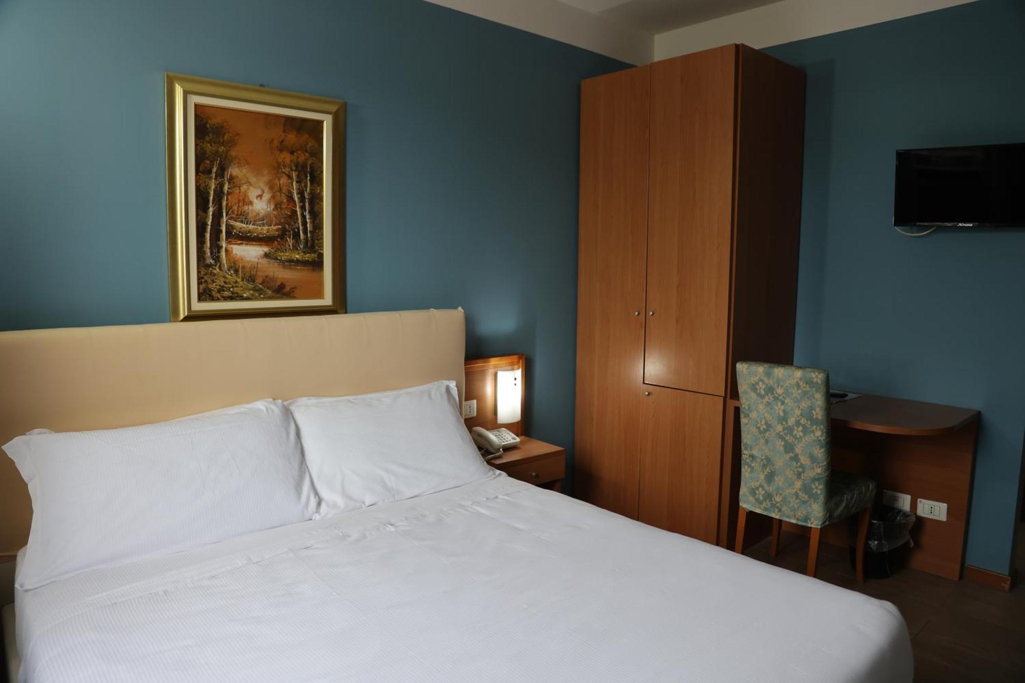 Hotel Garda Affi Esterno foto