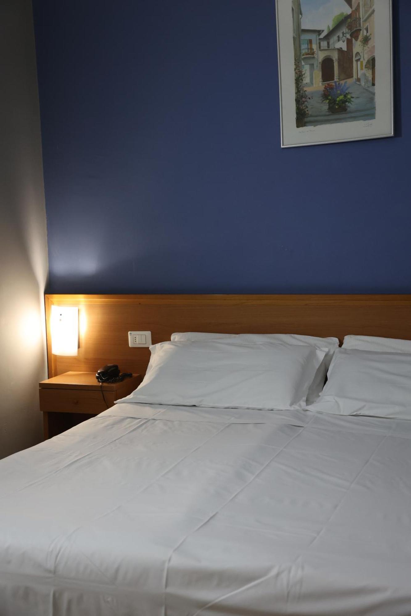 Hotel Garda Affi Esterno foto