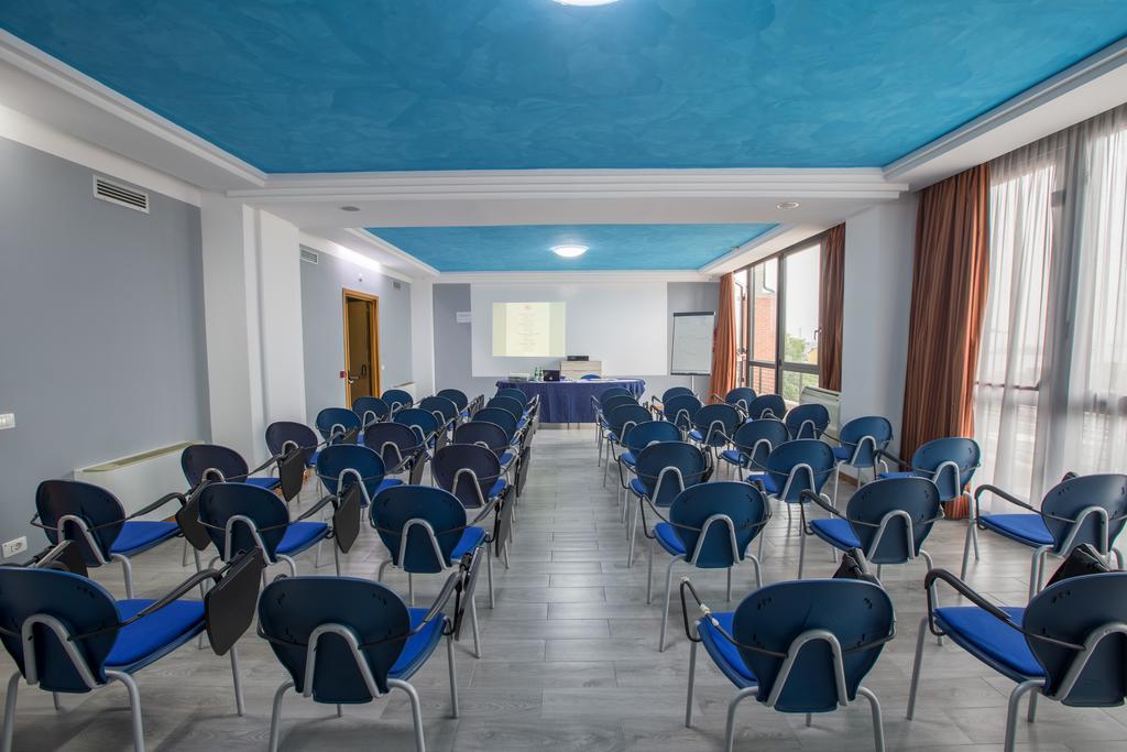 Hotel Garda Affi Esterno foto